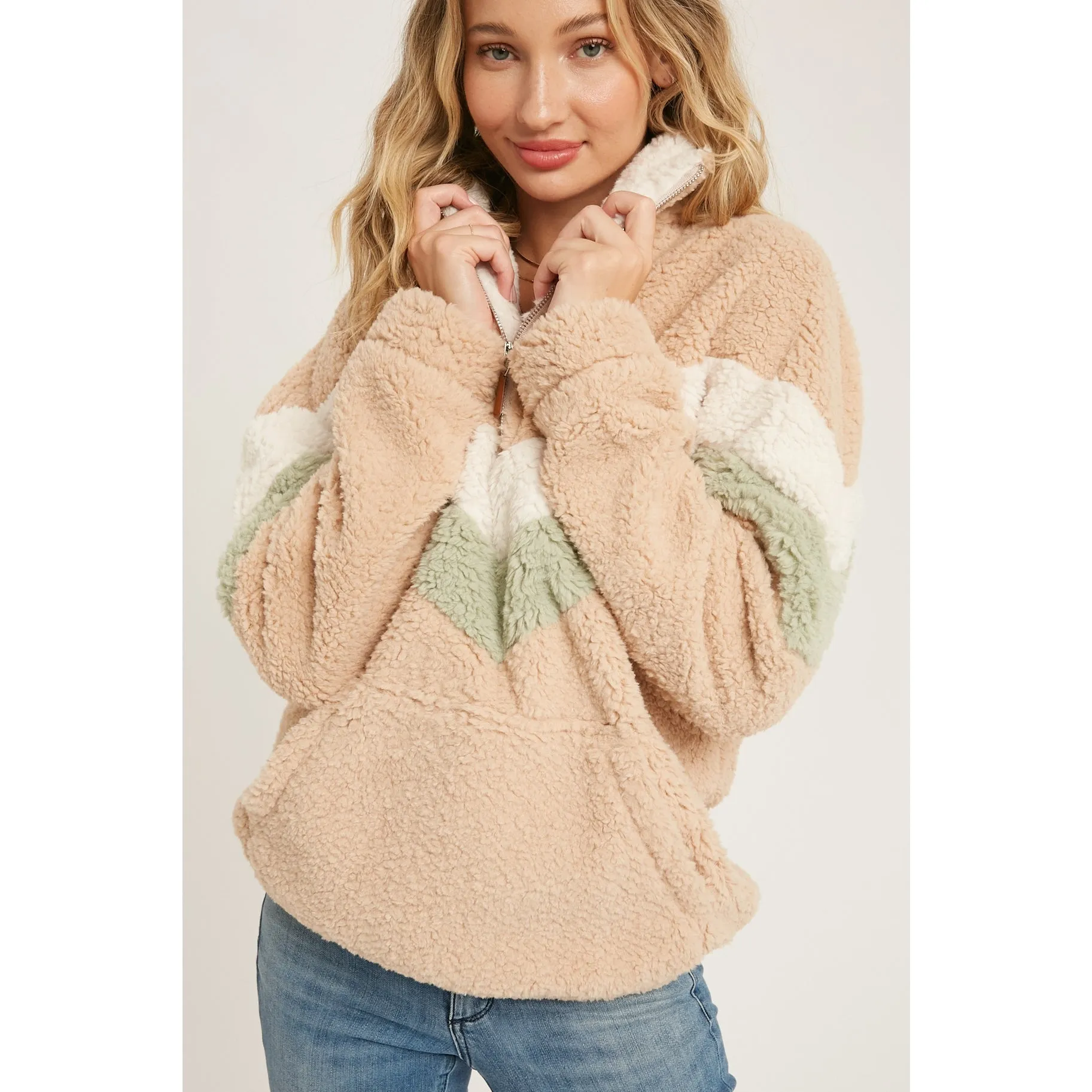 Chevron Sherpa Quarter Zip Pullover - Taupe