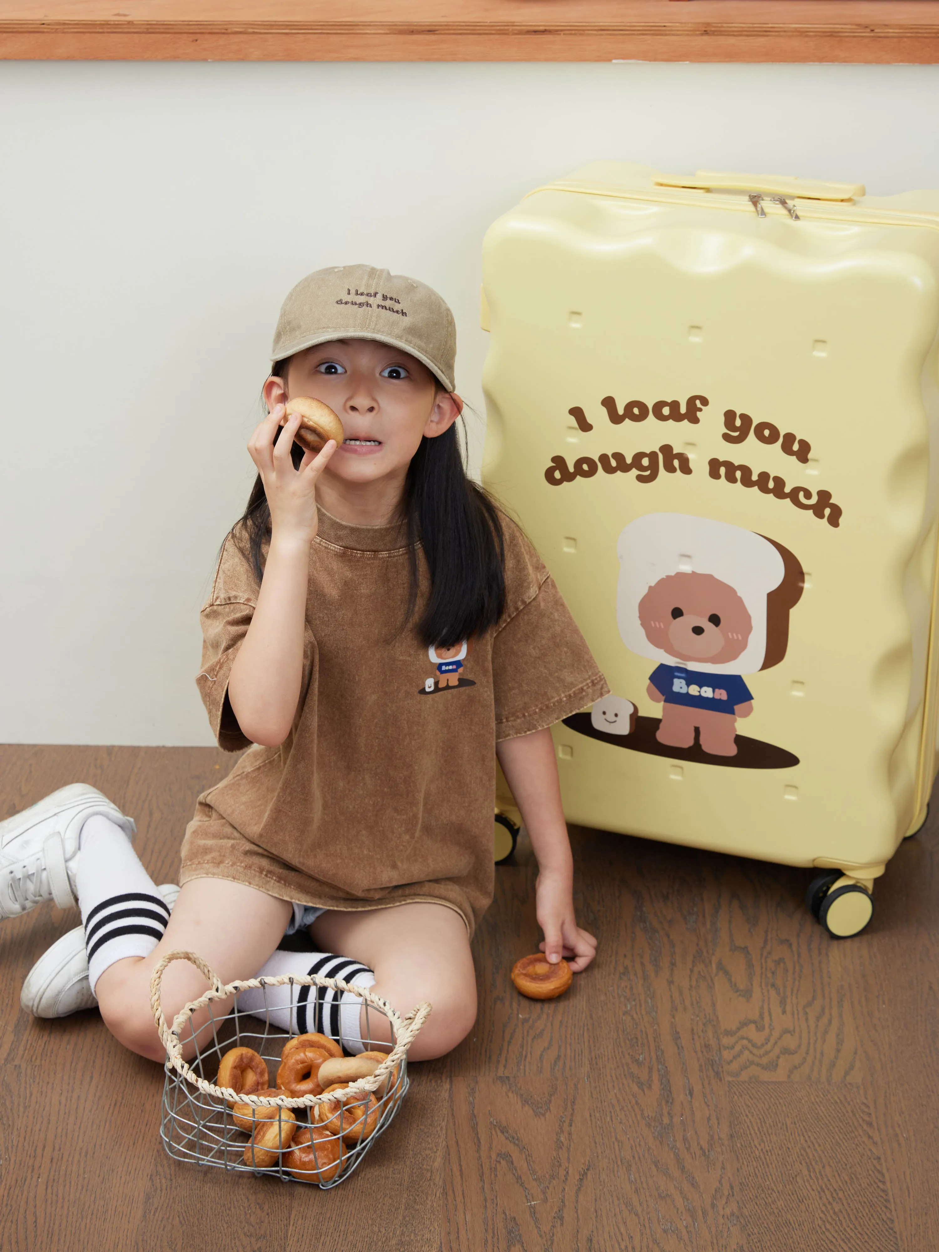 [EM] Toast Tic-Tac-Toe Kid T-Shirt Collection KHAKI