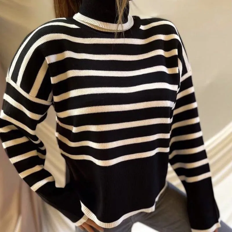 Jennifer Woman Loose Striped Turtle Neck Sweater