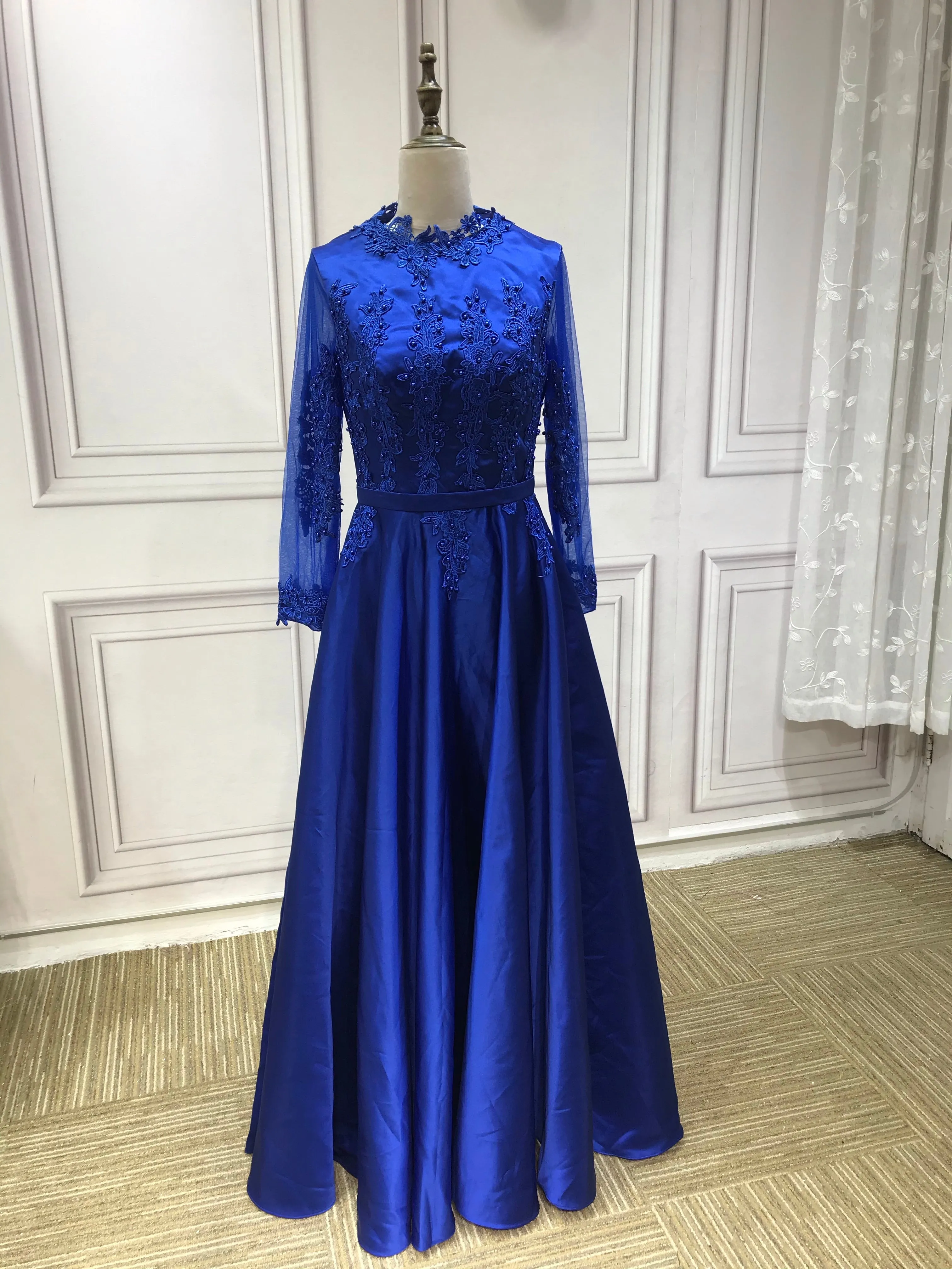 Long sleeves lace appliqués pearls beaded formal royal blue prom muslim best event occasion dress 2021 HD6151