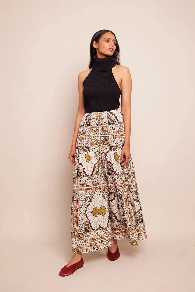 Melanie Skirt in Jules Turtledove