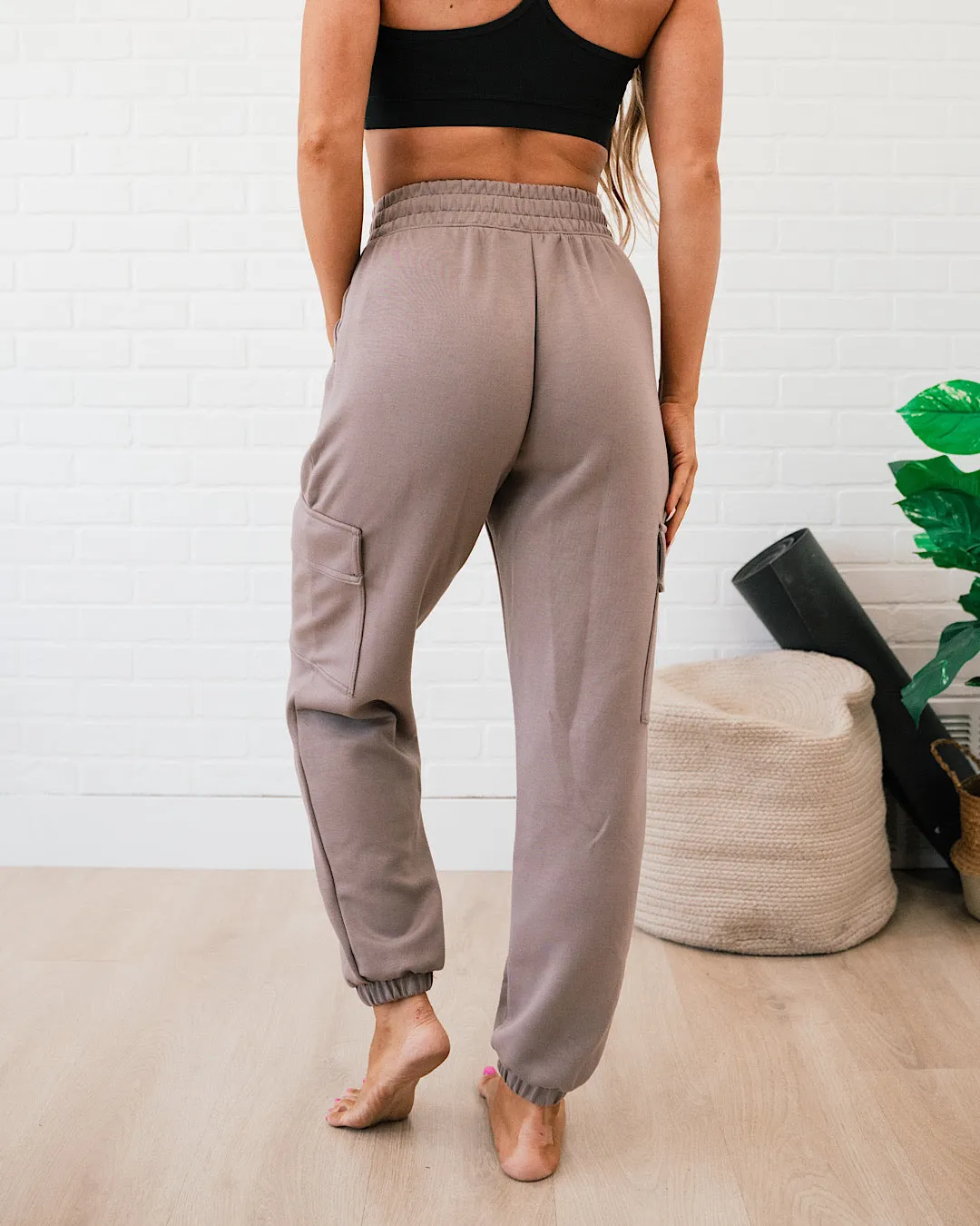 Rae Mode Cargo Joggers - Mocha