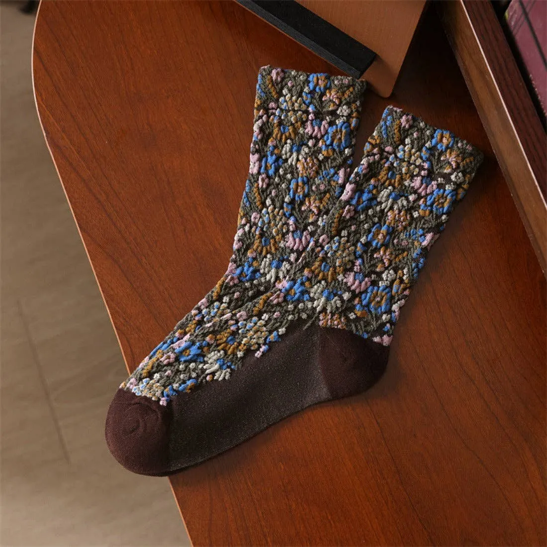 Vintage Floral Mid-Calf Socks